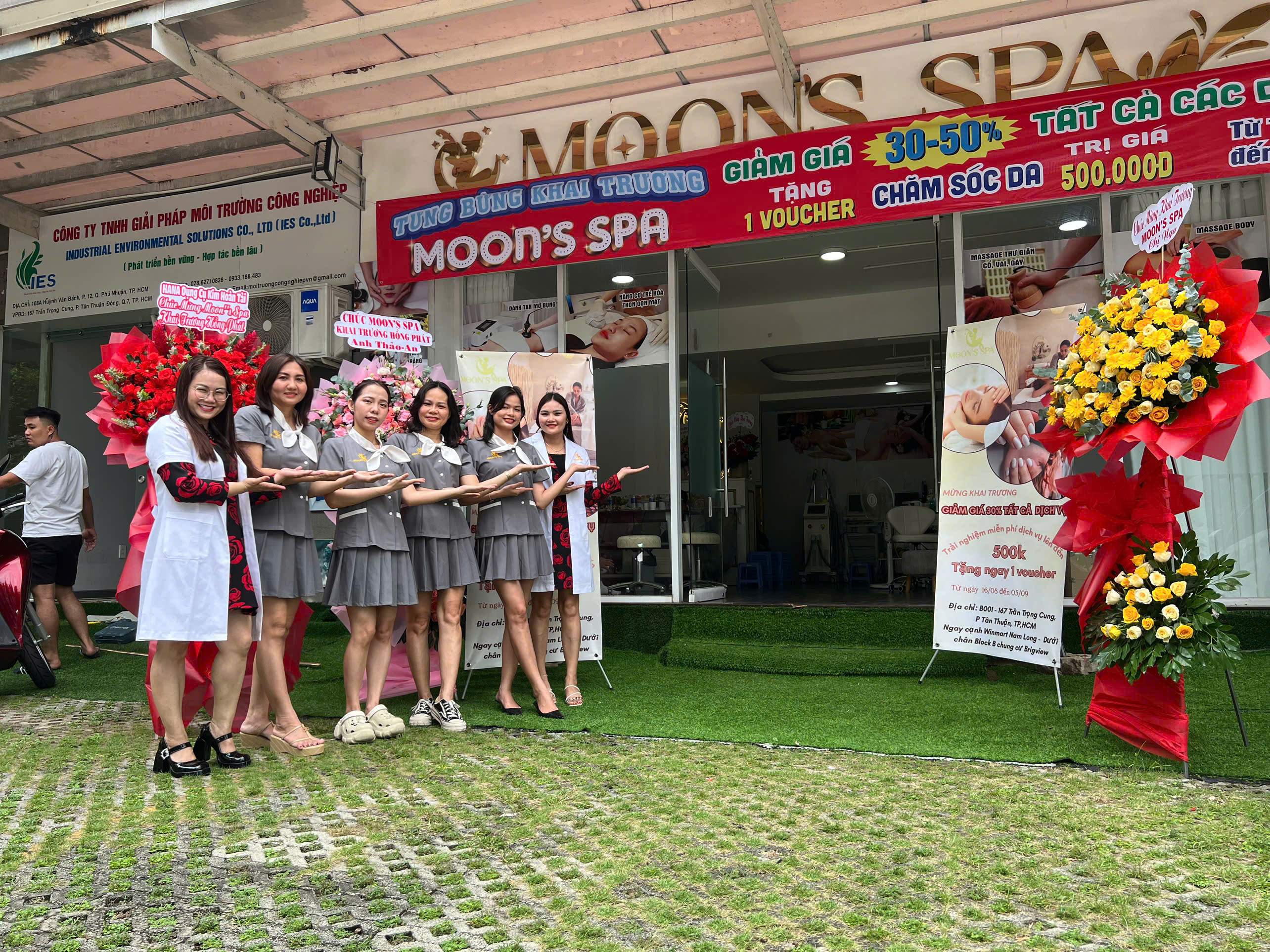 Khu thư giãn ấm áp, yên tĩnh – nơi khách hàng nghỉ ngơi sau liệu trình